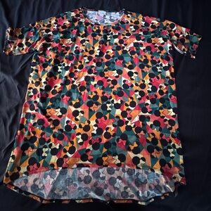 LulaRoe Minnie Mouse Irma shirt